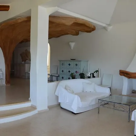Sleeps 15 Pool Air Con Wifi Villa Capo Coda Cavallo