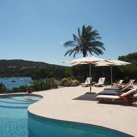 Sleeps 15 Pool Air Con Wifi Villa Capo Coda Cavallo