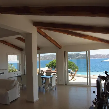 Villa Sleeps 15 Pool Air Con Wifi Capo Coda Cavallo