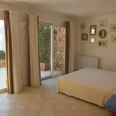 Sleeps 15 Pool Air Con Wifi *